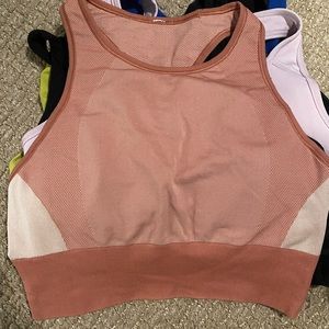 Lululemon crop top in pink